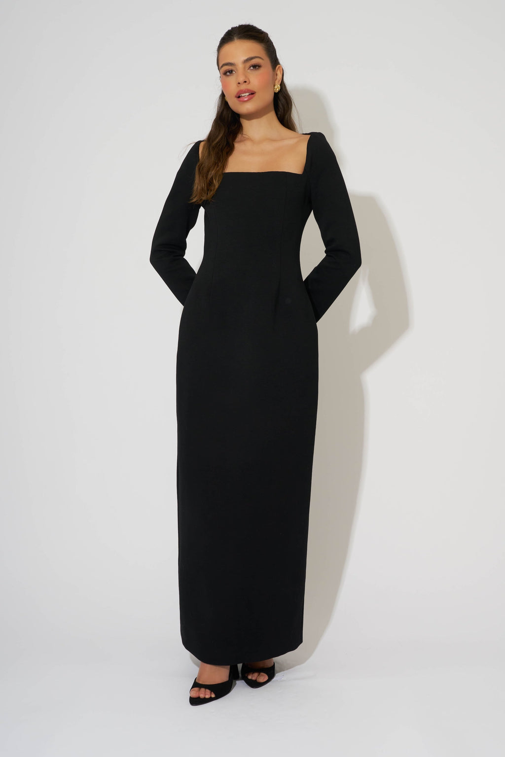 Framed Neckline Maxi Dress